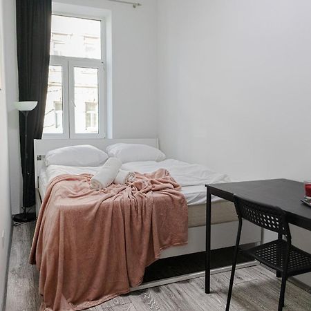 Affordable 5-Br Shared Apartment / Enkplatz U3 Getaway Wien Ngoại thất bức ảnh